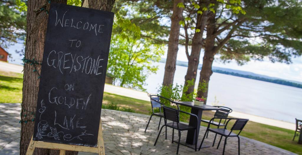 Greystone On Golden Lake Deacon Екстериор снимка